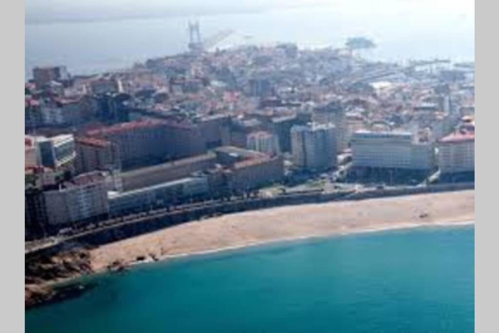 El Apartamento De Marta A Coruna Luaran gambar