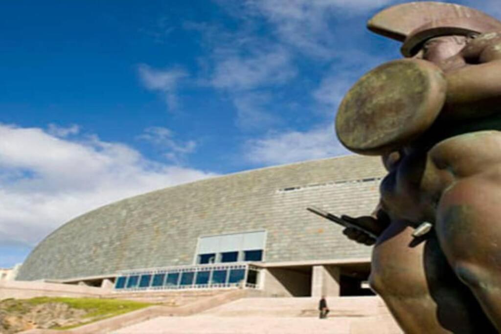 El Apartamento De Marta A Coruna Luaran gambar